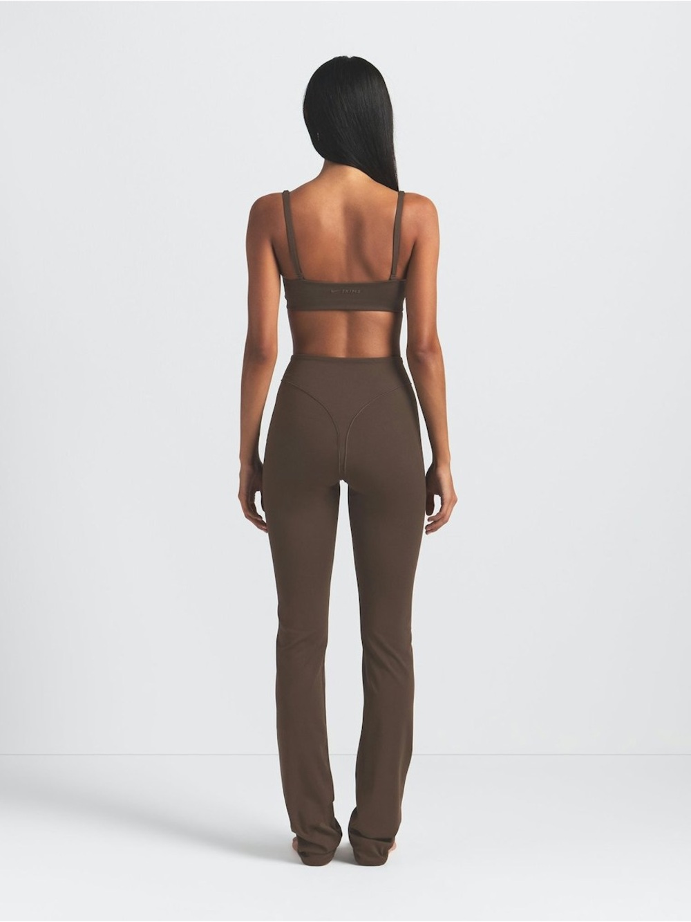 NIKE SKIMS V PANEL STRAIGHT LEGGINGS DARK SEPIA M - Picture 4 of 9